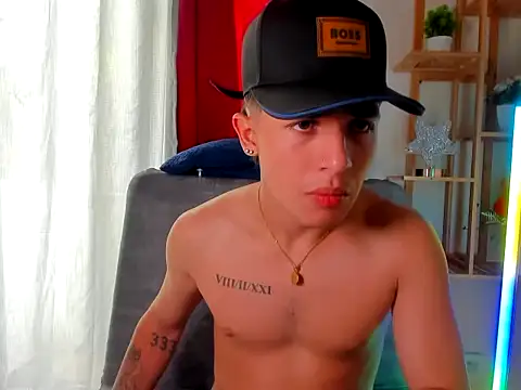 latiin boy21 online show from December 2, 2025, 7:09 pm