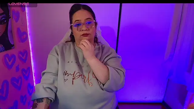 Snapshot of kattybbwbigboobs_ chatting on March 27, 2026, 3:45 am kattybbwbigboobs online show from March 27, 2026, 3:45 am