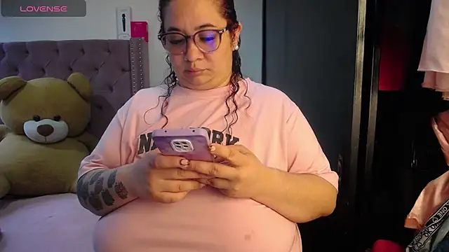 Snapshot of kattybbwbigboobs_ chatting on June 8, 2026, 8:31 pm kattybbwbigboobs online show from June 8, 2026, 8:31 pm