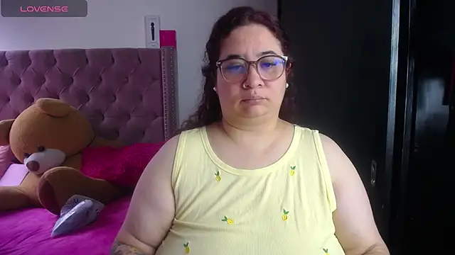 Snapshot of kattybbwbigboobs_ chatting on June 18, 2026, 6:01 pm kattybbwbigboobs online show from June 18, 2026, 6:01 pm