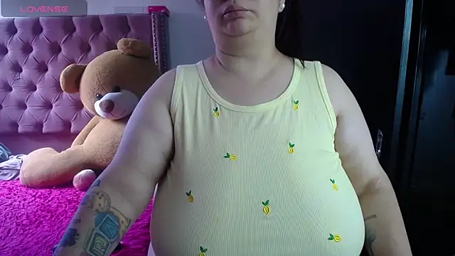 Snapshot of kattybbwbigboobs_ chatting on June 28, 2026, 6:03 pm kattybbwbigboobs online show from June 28, 2026, 6:03 pm