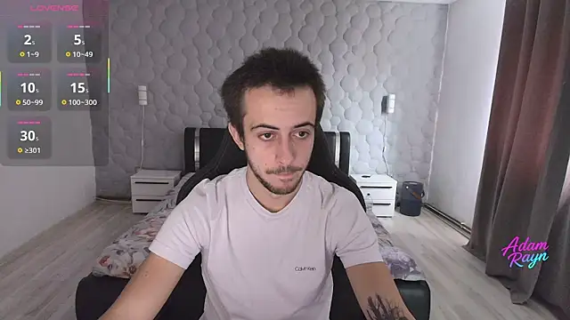 adamrayn online show from December 4, 2025, 8:12 am