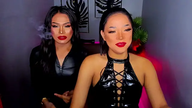 GwennGoddess online show from December 2, 2025, 2:28 am