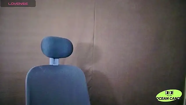 OceanCandy online show from April 18, 2026, 5:28 pm