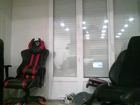 samia42 online show from March 24, 2026, 9:09 pm