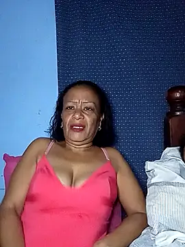 CUTE V LOVE online show from December 4, 2025, 4:16 pm