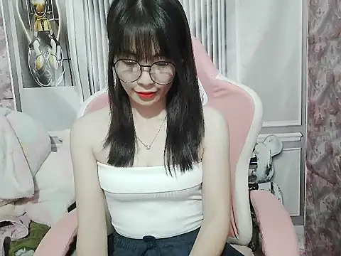 Ella039 online show from December 21, 2025, 4:03 pm