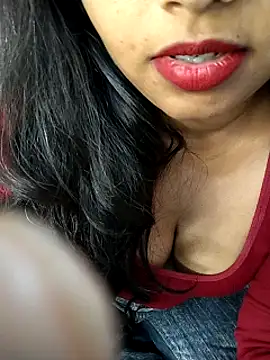 Sexy Divya   online show from February 10, 2026, 10:08 am