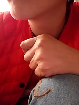 Snapshot of Lynn-122 chatting on March 13, 2026, 6:09 am Lynn-122 online show from March 13, 2026, 6:09 am