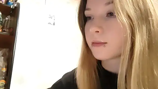 BarkySedna online show from November 19, 2025, 10:37 am