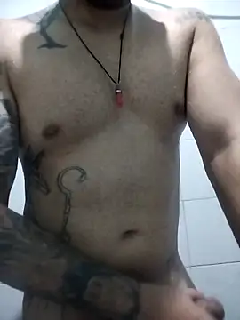 JHONNYACA28 online show from November 9, 2025, 7:56 pm