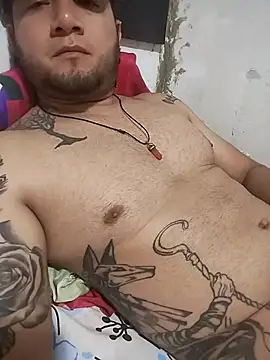 JHONNYACA28 online show from November 11, 2025, 5:18 am