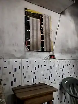 JHONNYACA28 online show from November 21, 2025, 5:00 pm