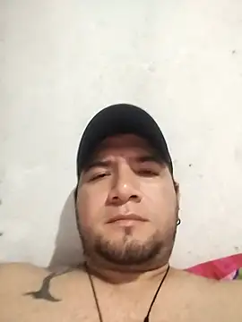 JHONNYACA28 online show from November 29, 2025, 4:48 am