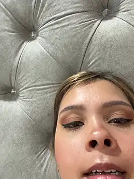 MelodySanz online show from February 28, 2026, 4:46 am