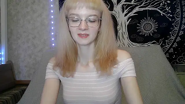 LixLee online show from November 27, 2025, 10:45 pm