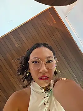 selene starkk online show from June 30, 2026, 1:39 am