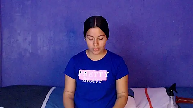 Patris204 online show from November 25, 2025, 1:44 pm