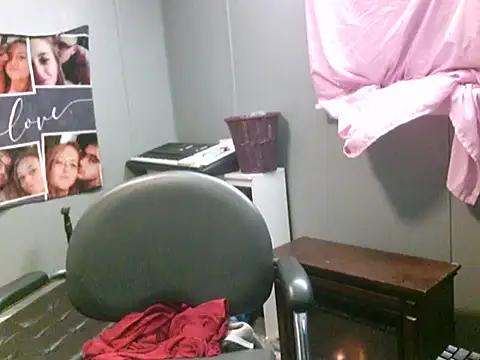 trickydickydaddy online show from November 30, 2025, 9:35 am