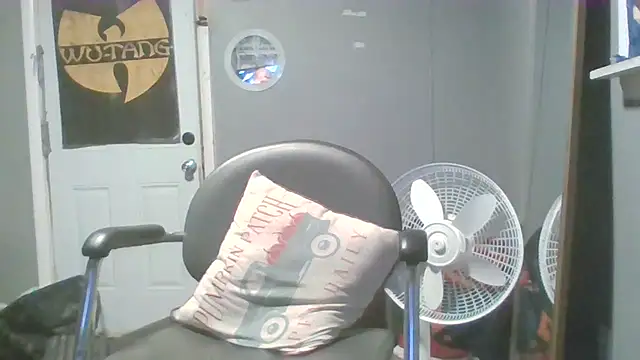 trickydickydaddy online show from April 8, 2026, 5:51 am