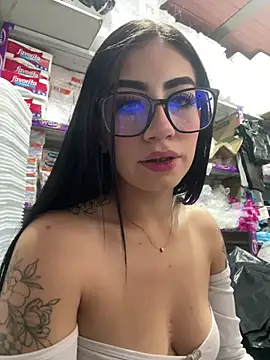 Snapshot of SCARLETT_INK_ chatting on February 22, 2026, 4:49 pm SCARLETT INK online show from February 22, 2026, 4:49 pm