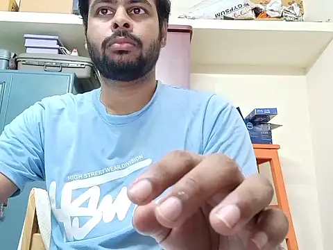 lust-wnaderer online show from November 25, 2025, 5:07 am