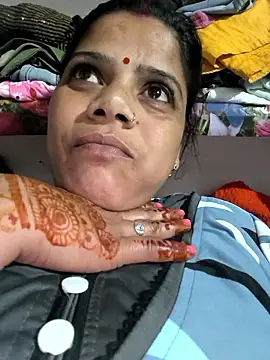 Hot suini online show from February 20, 2026, 3:23 pm