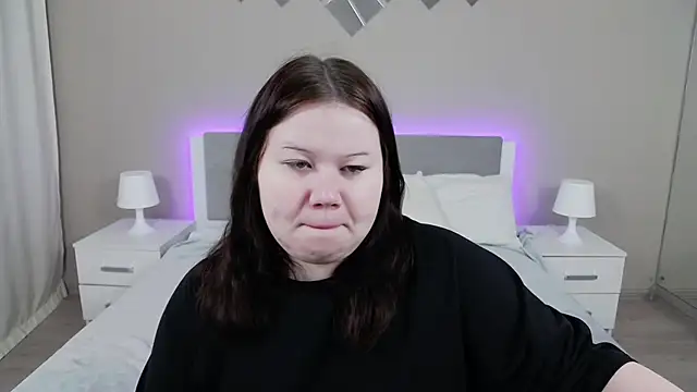 EvaNova  online show from November 27, 2025, 4:25 am