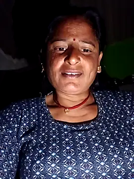 Snapshot of Quin_love143 chatting on December 14, 2025, 12:16 am Quin love143 online show from December 14, 2025, 12:16 am
