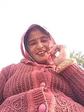 Snapshot of Quin_love143 chatting on January 9, 2026, 9:45 am Quin love143 online show from January 9, 2026, 9:45 am