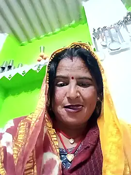 Snapshot of Quin_love143 chatting on January 9, 2026, 11:28 pm Quin love143 online show from January 9, 2026, 11:28 pm