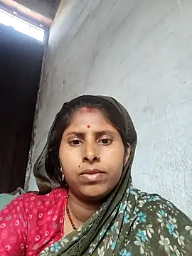 Snapshot of Maya_mohni chatting on May 4, 2026, 4:08 am Maya mohni online show from May 4, 2026, 4:08 am