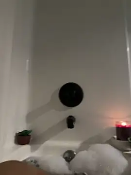 Snapshot of BiigMAMA_2025 chatting on November 20, 2025, 6:13 am BiigMAMA 2025 online show from November 20, 2025, 6:13 am