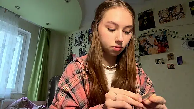 AnitaRenne online show from November 23, 2025, 11:43 am