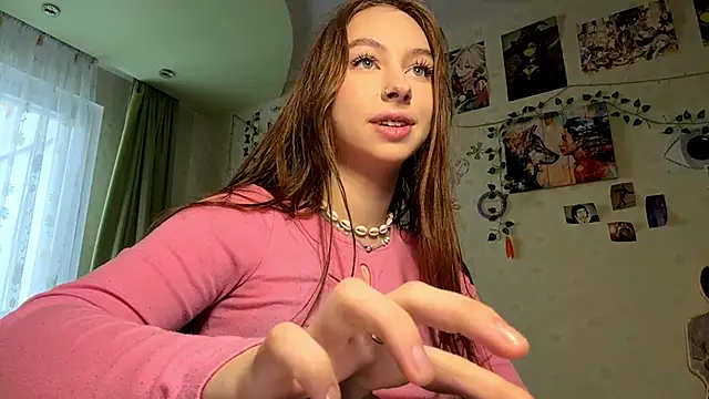 AnitaRenne online show from November 25, 2025, 11:43 am