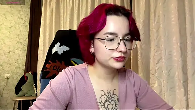 TheaMacrae online show from November 10, 2025, 3:11 pm