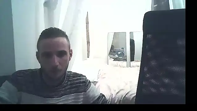 MickNanaa online show from November 13, 2025, 4:06 pm