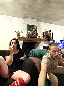 MickNanaa online show from December 2, 2025, 9:58 am