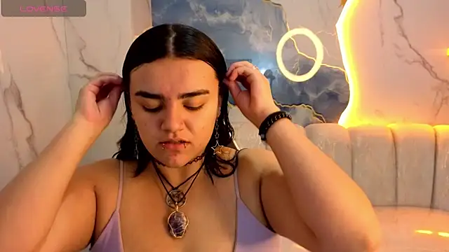 Vany Lu Tx online show from November 11, 2025, 12:49 pm