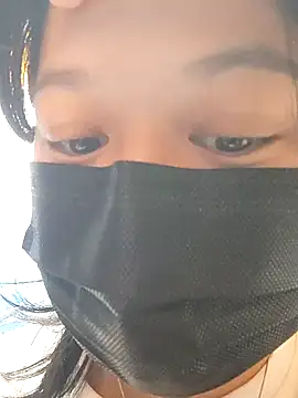 Snapshot of StrayedForename chatting on April 9, 2026, 9:36 am StrayedForename online show from April 9, 2026, 9:36 am