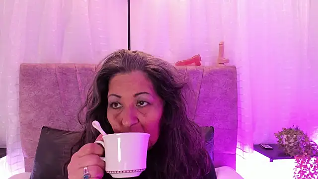 Victoriaa Anderson online show from April 23, 2026, 12:51 pm