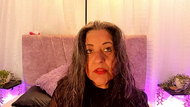Snapshot of Victoriaa_Anderson chatting on May 29, 2026, 1:31 pm Victoriaa Anderson online show from May 29, 2026, 1:31 pm