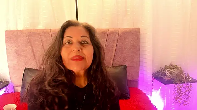 Snapshot of Victoriaa_Anderson chatting on June 1, 2026, 1:02 pm Victoriaa Anderson online show from June 1, 2026, 1:02 pm