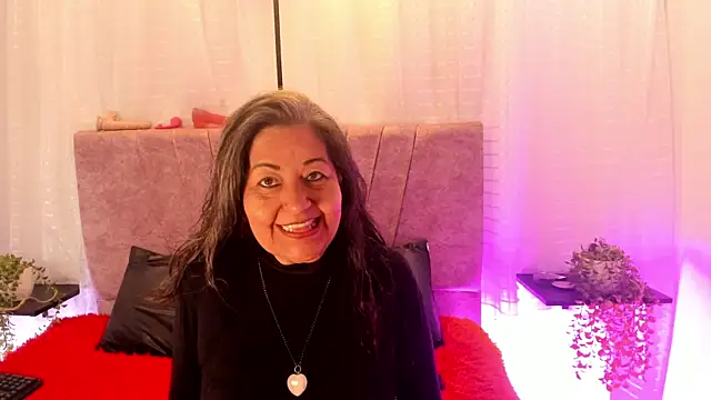 Snapshot of Victoriaa_Anderson chatting on June 5, 2026, 6:46 pm Victoriaa Anderson online show from June 5, 2026, 6:46 pm
