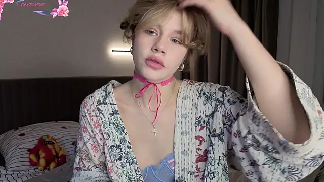 MiroslavaFairy online show from November 10, 2025, 6:29 pm