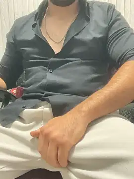 DARK0924 online show from November 28, 2025, 7:16 pm