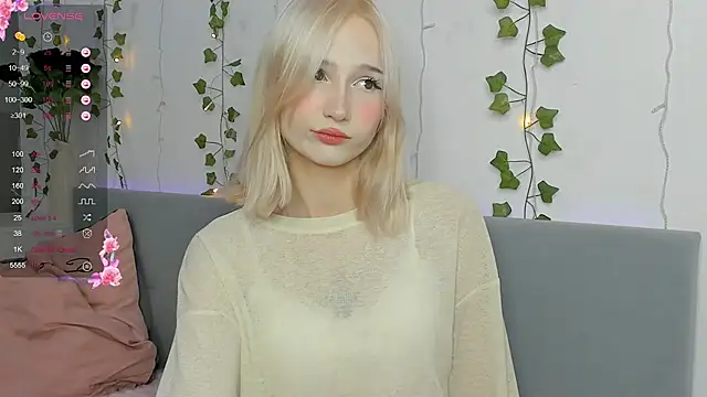 angelellise online show from December 4, 2025, 9:34 pm