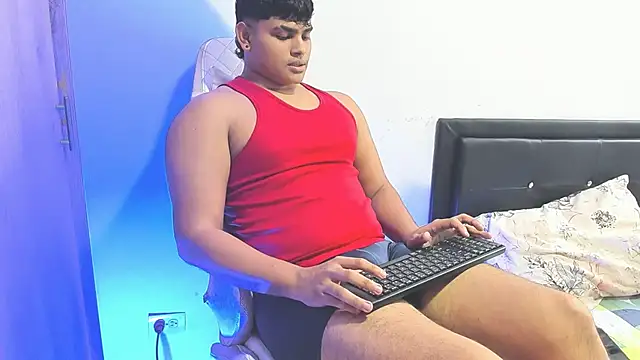 james smithx online show from November 14, 2025, 9:46 pm