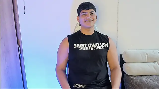 james smithx online show from December 4, 2025, 9:12 pm