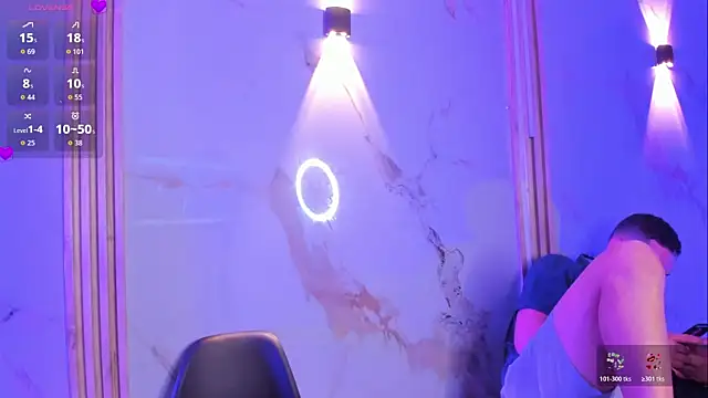 Aron and molly online show from November 26, 2025, 11:55 am